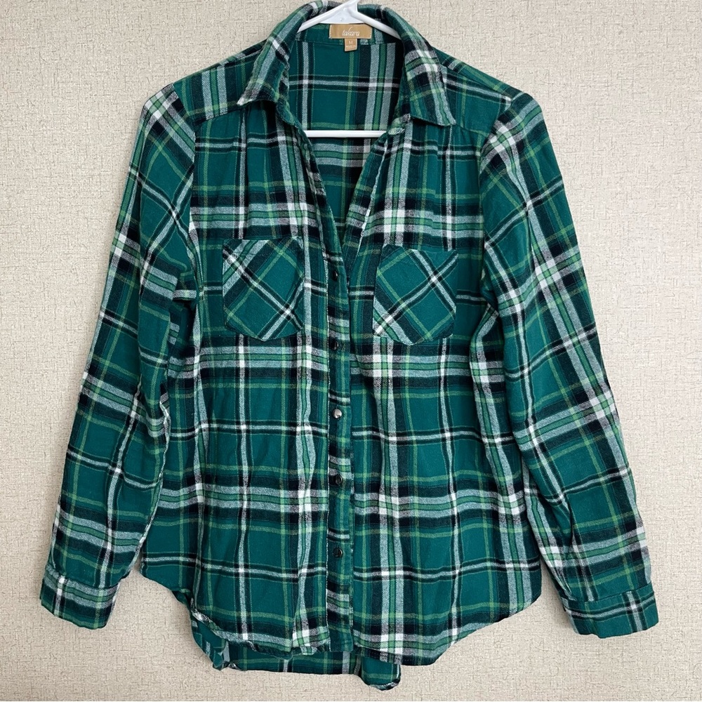 Takara Women plaid print black and green long sleeve Button Down Flannel Shirts